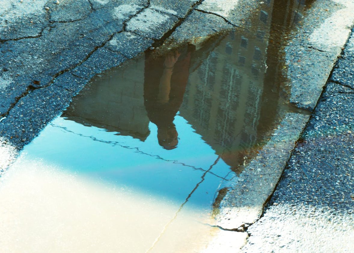 Why Do Tarmac Driveways Crack?